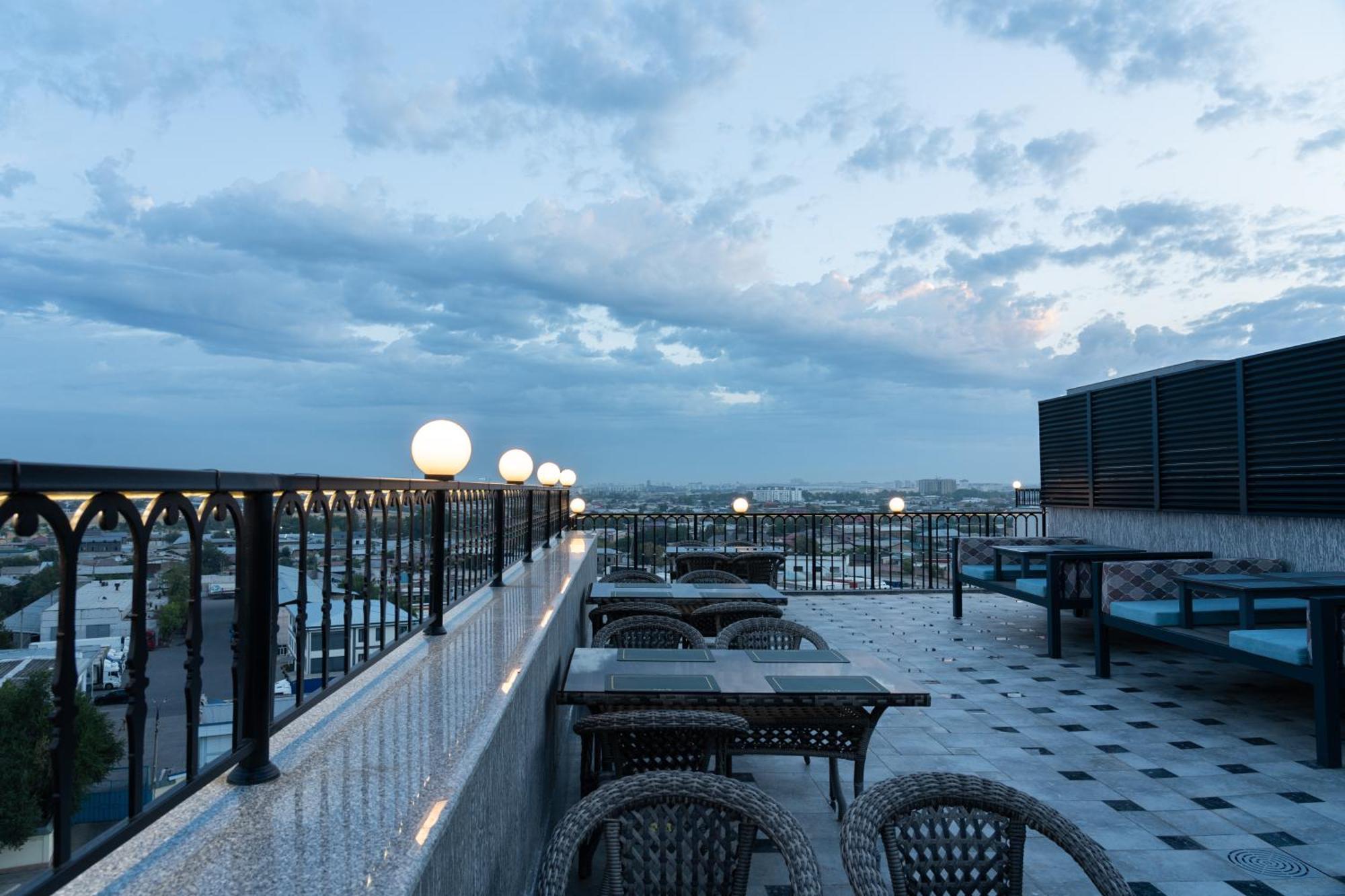 Shamsan Airport Hotel طشقند المظهر الخارجي الصورة