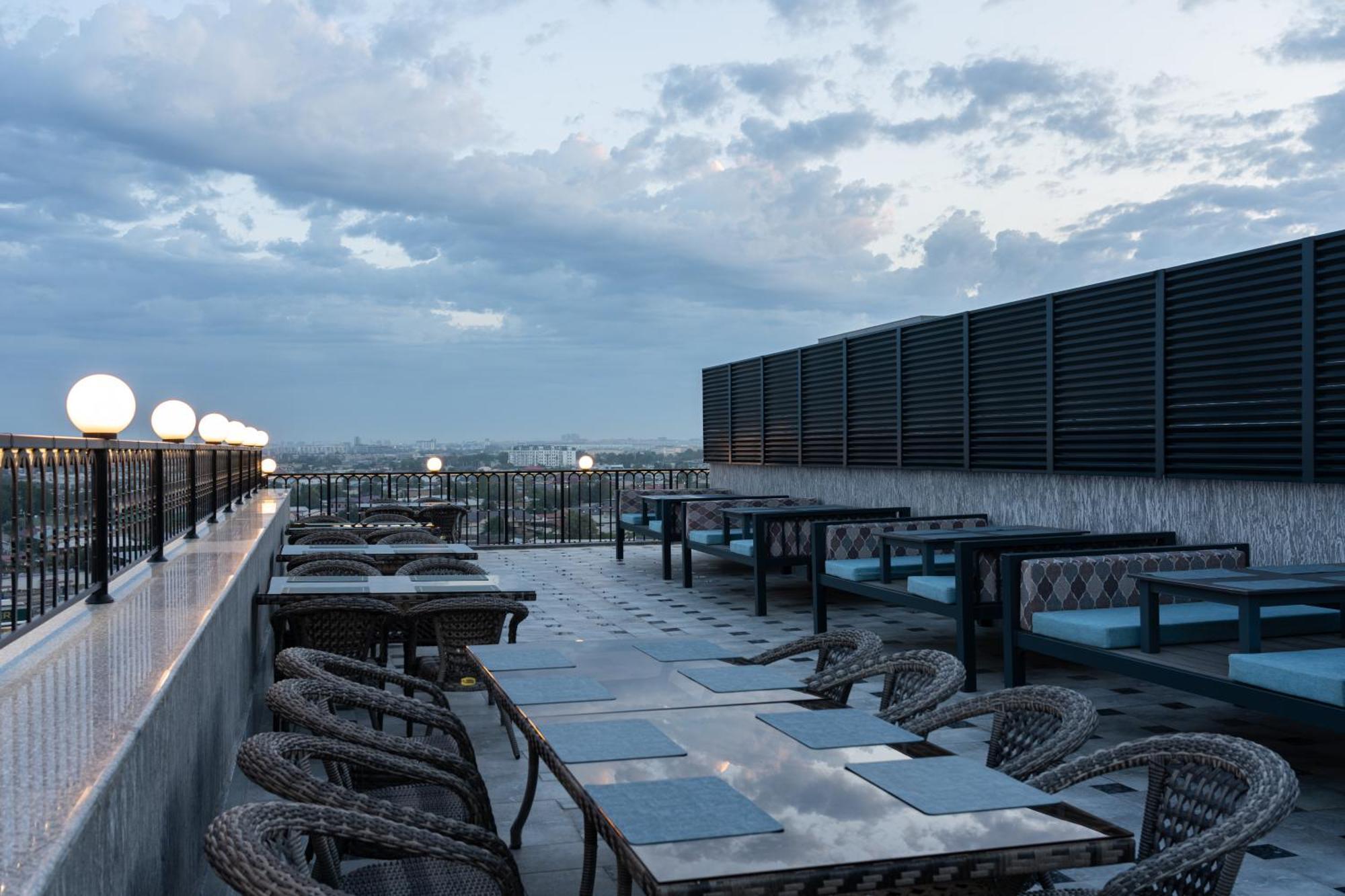 Shamsan Airport Hotel طشقند المظهر الخارجي الصورة